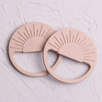 Pink 7611U yellow 7555U